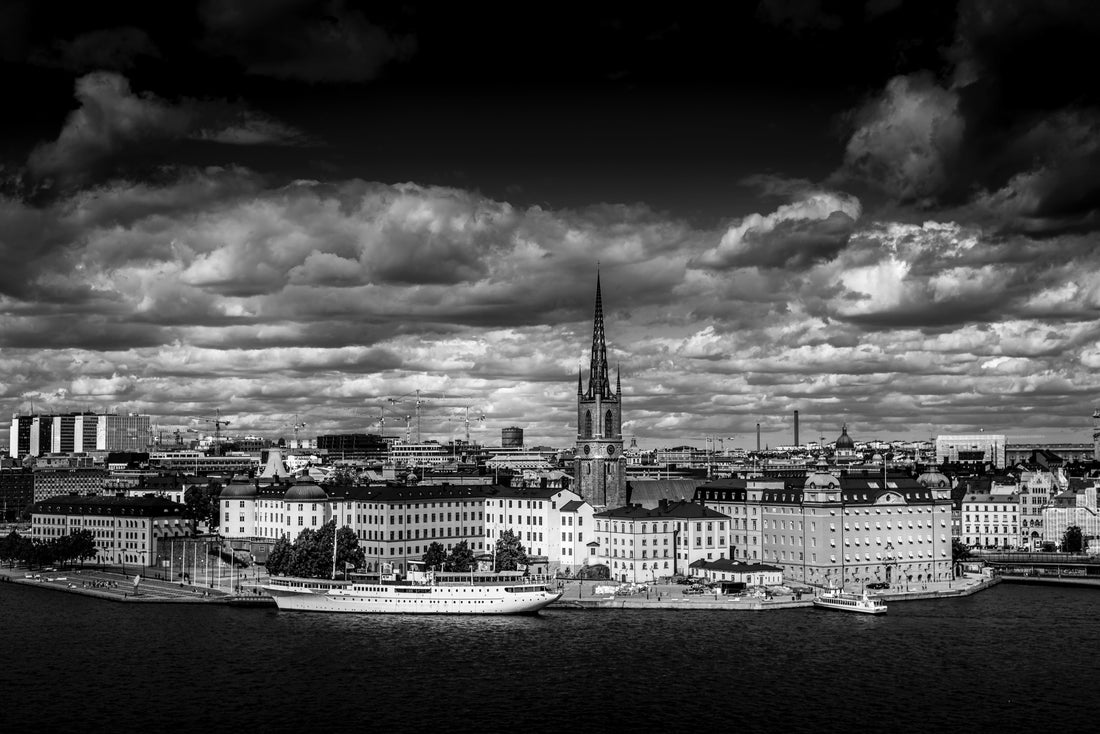Arman Sultani — Stockholm — Riddarholmen — black and white photograph