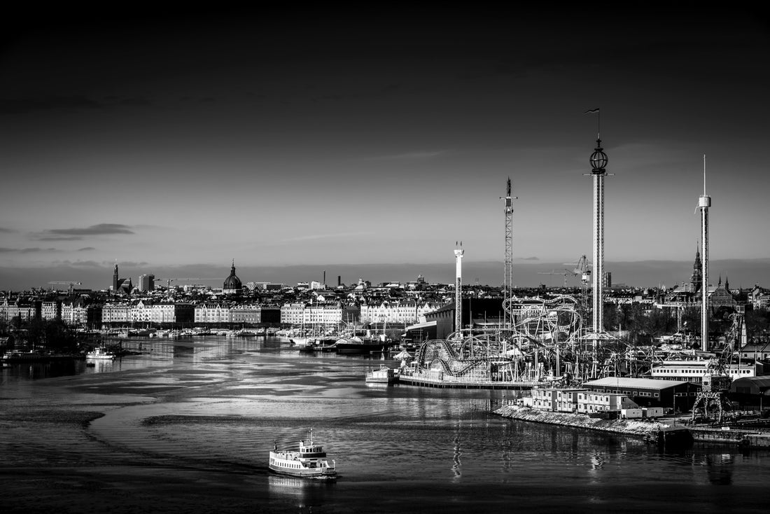 Arman Sultani — Stockholm — Gröna Lund — black and white photograph